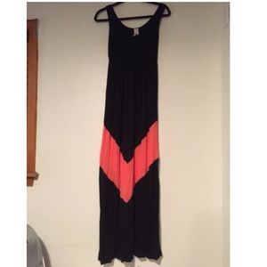Black & Coral Maxi
