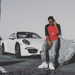 Meet your Posher, Angelo