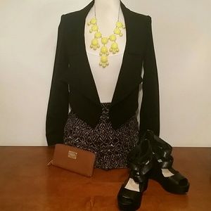 Black Open-Front Crop Blazer