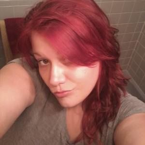 Meet your Posher, Dee