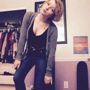 Meet your Posher, Hannah grace