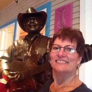 Meet your Posher, Janice