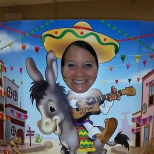 Meet your Posher, Cindi