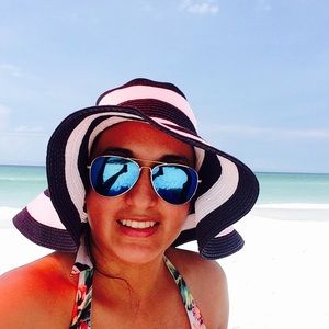 Meet your Posher, Daisy