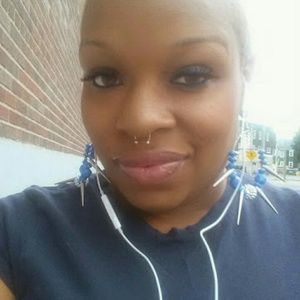 Meet your Posher, Alexandria