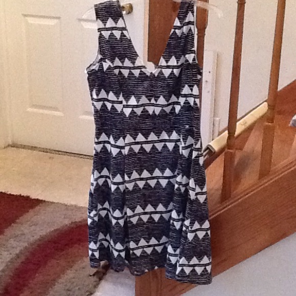 Women's dress new size L