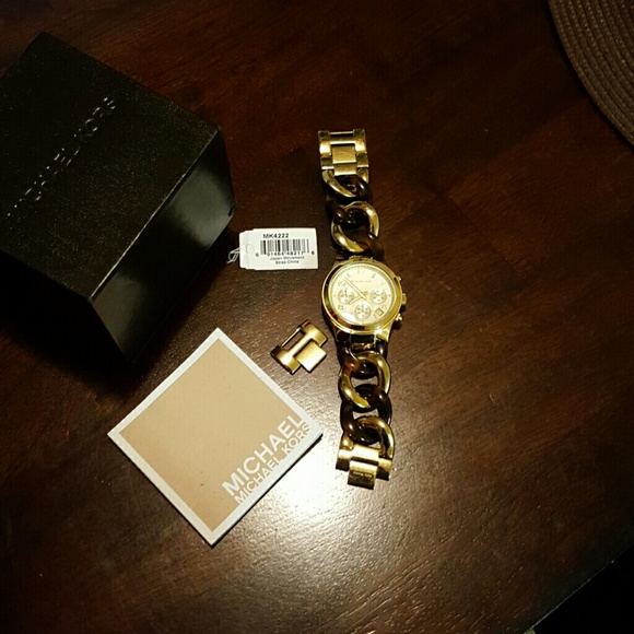 Michael Kors Accessories - Michael Kors tortoise/gold watch