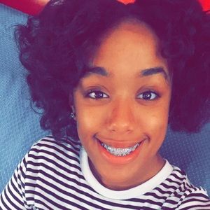 Meet your Posher, Iris