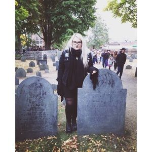 Meet your Posher, Amanda
