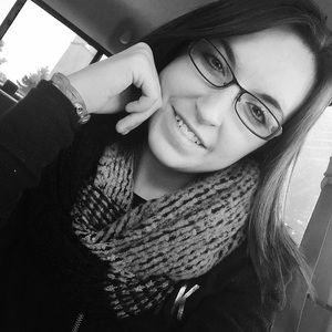 Meet your Posher, Rachel