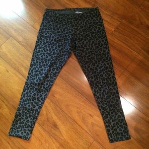 old navy leopard leggings