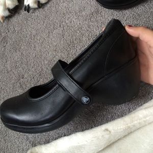 Crocs Mary Janes size 8