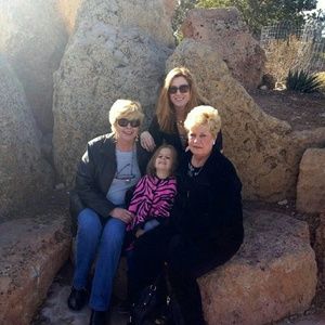 Meet your Posher, Debbie