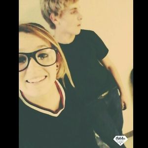 Meet your Posher, Abigail