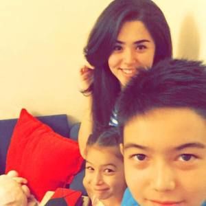 Meet your Posher, Tarona