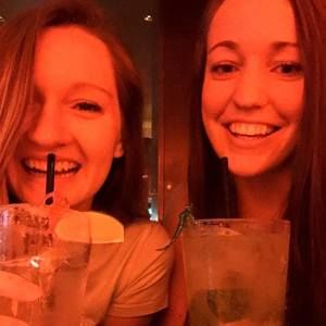 Meet your Posher, Danielle