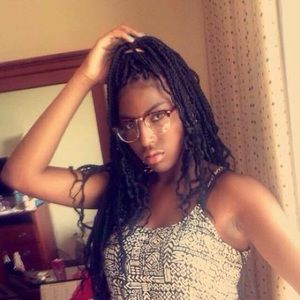 Meet your Posher, Lanoria