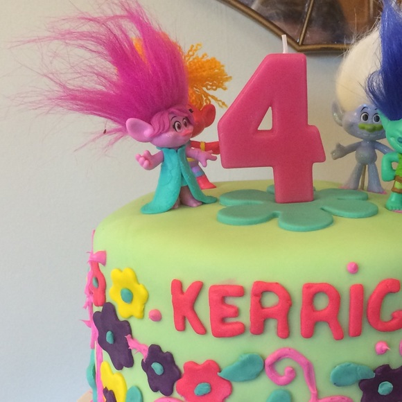 Meet your Posher, Robynn - Picture 5 of 6