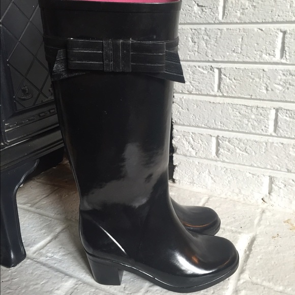 Kate spade rain boots black with bow size 6