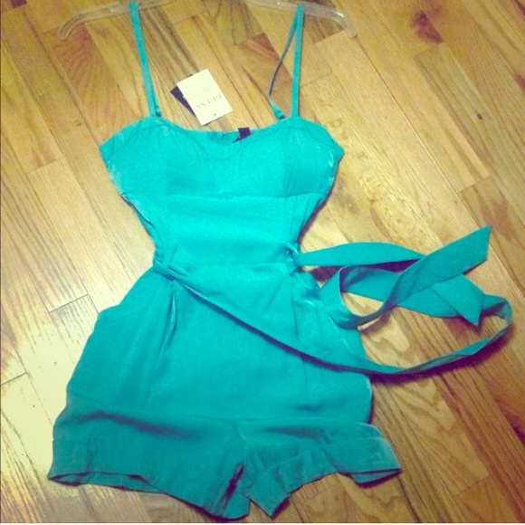 BNWT Guess Teal Romper