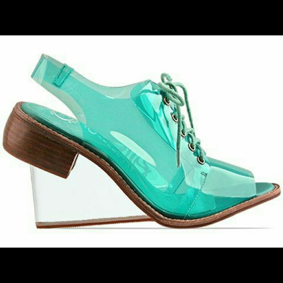WANTED: Jeffrey Campbell Float 7.5