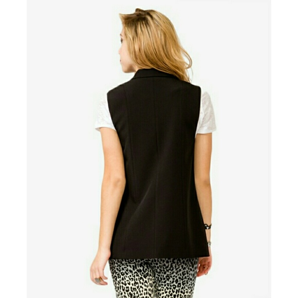 Black Open-Front Vest - Picture 3 of 4