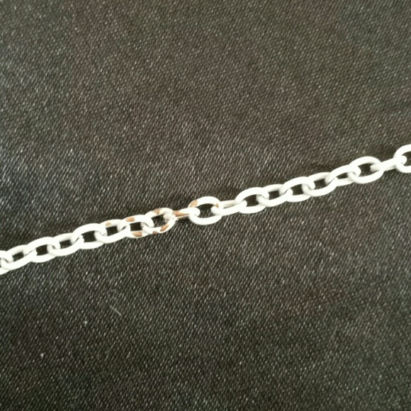 Elephant Necklace - Picture 4 of 4