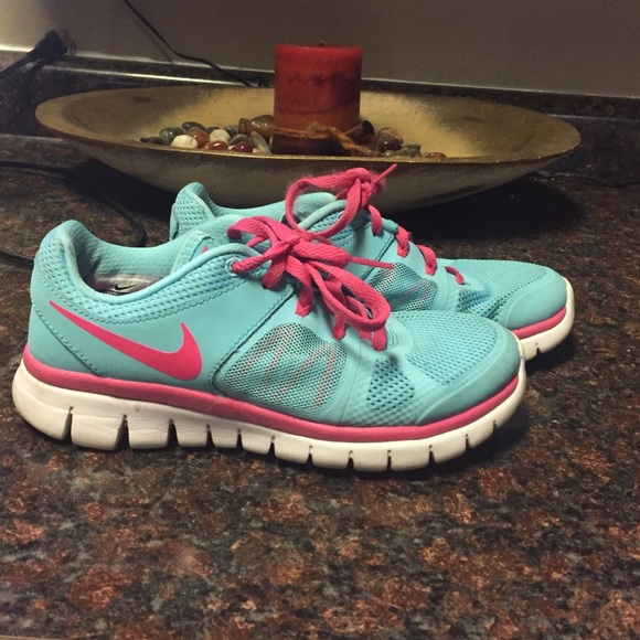 Blue and Pink Nike Flex 2014 Run