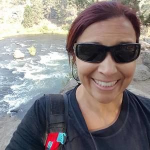 Meet your Posher, Christina