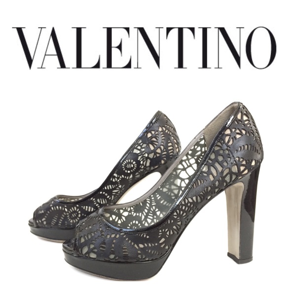 VALENTINO black leather peep toe pumps