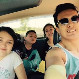 Meet your Posher, Edgar