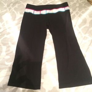 Lululemon Gather and Crow Crops