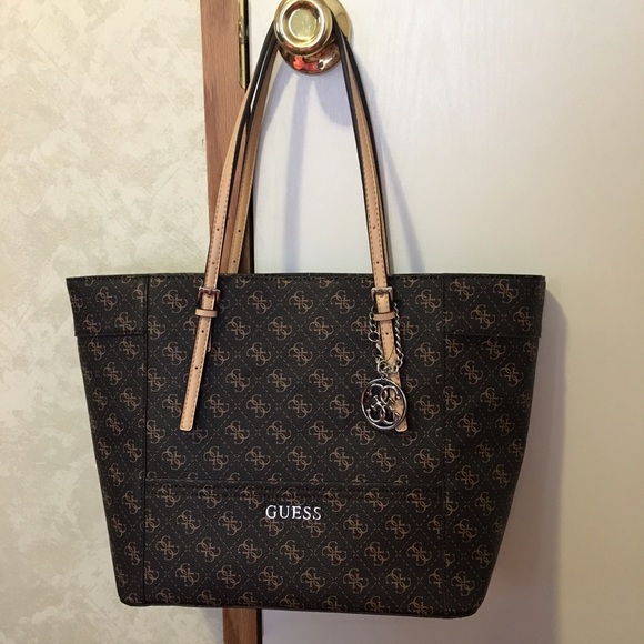 Guess purse