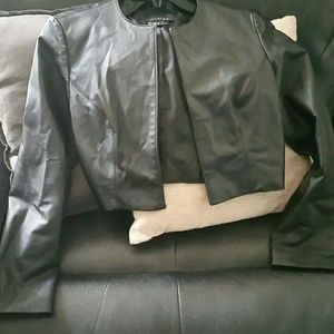 SALE!!!****100% LEATHER Crop Jacket