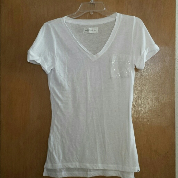 White Tee with Sequin pocket. - Picture 2 of 4