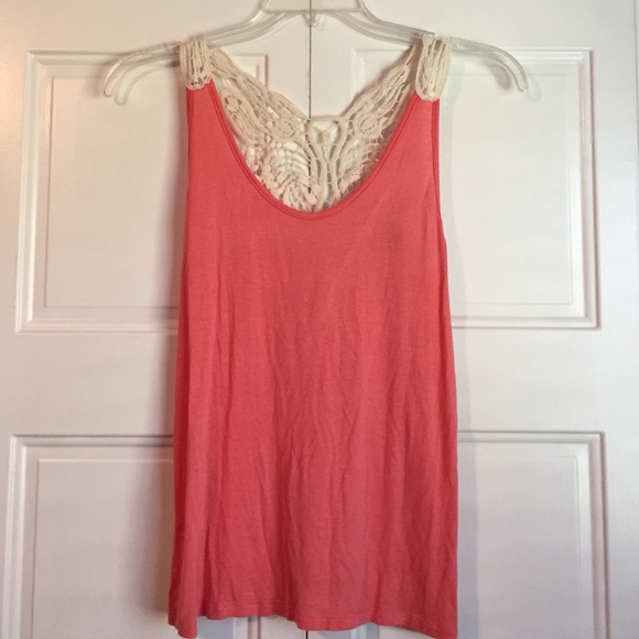 BKE Flowy Tank from Buckle