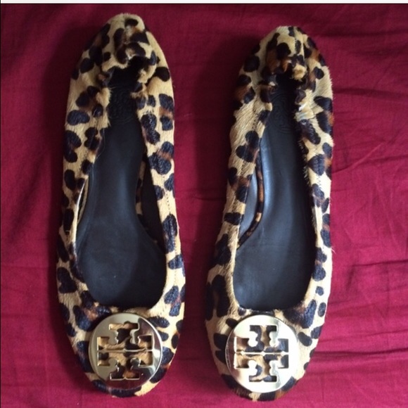 Tory Burch Leopard size 10