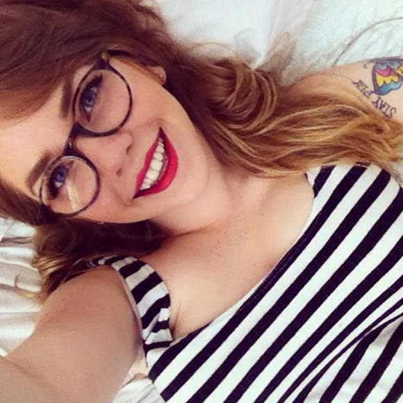 Meet your Posher, Tay - Picture 7 of 7