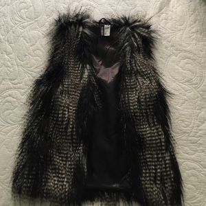 H&M black and gray fur vest