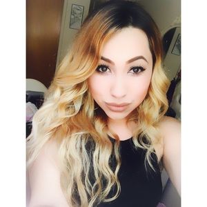 Meet your Posher, Marely