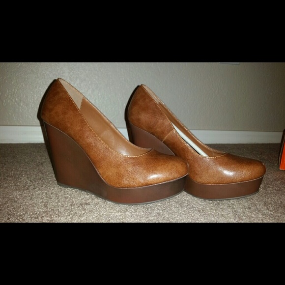 Fall Wedges