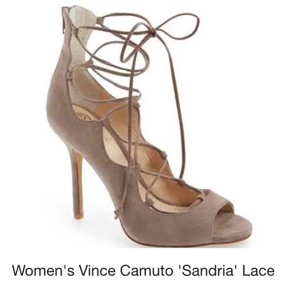 Vince Camuto size7 Sandria Lace up peep toe sandal