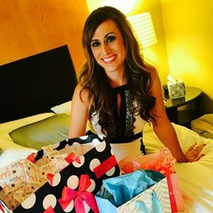 Meet your Posher, Ashley