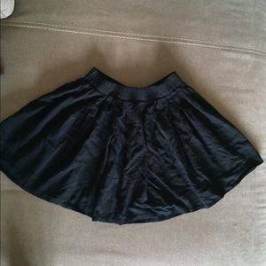 Black brandy Melville skirt
