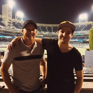 Meet your Posher, Alex