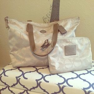 Nude Coach Tote Bag!