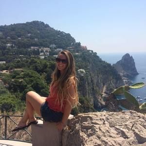 Meet your Posher, Paige