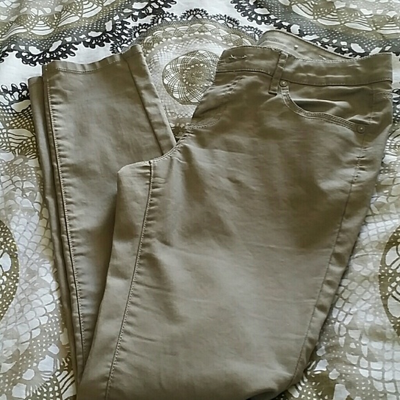 Khaki skinny jeans
