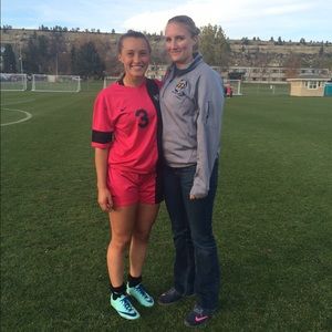 Meet your Posher, Makensie