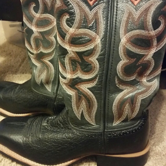 Twisted X Square Toe